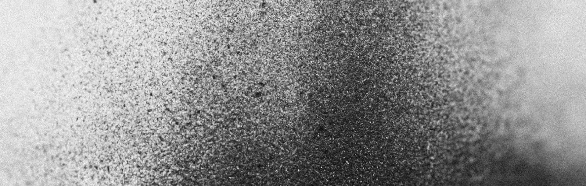 Tudo o que precisa de saber antes de iniciar um tratamento com carvão ativado