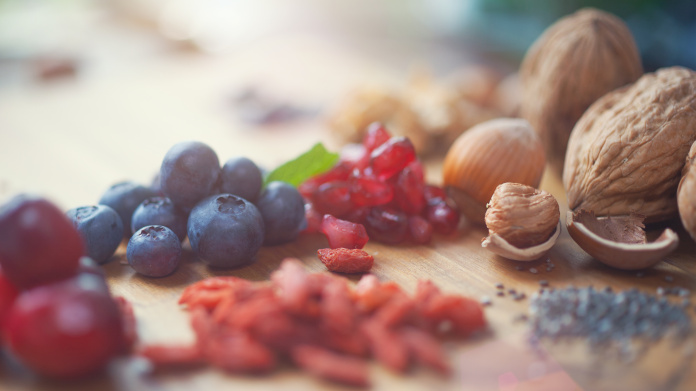 Superfoods auf einem Tisch